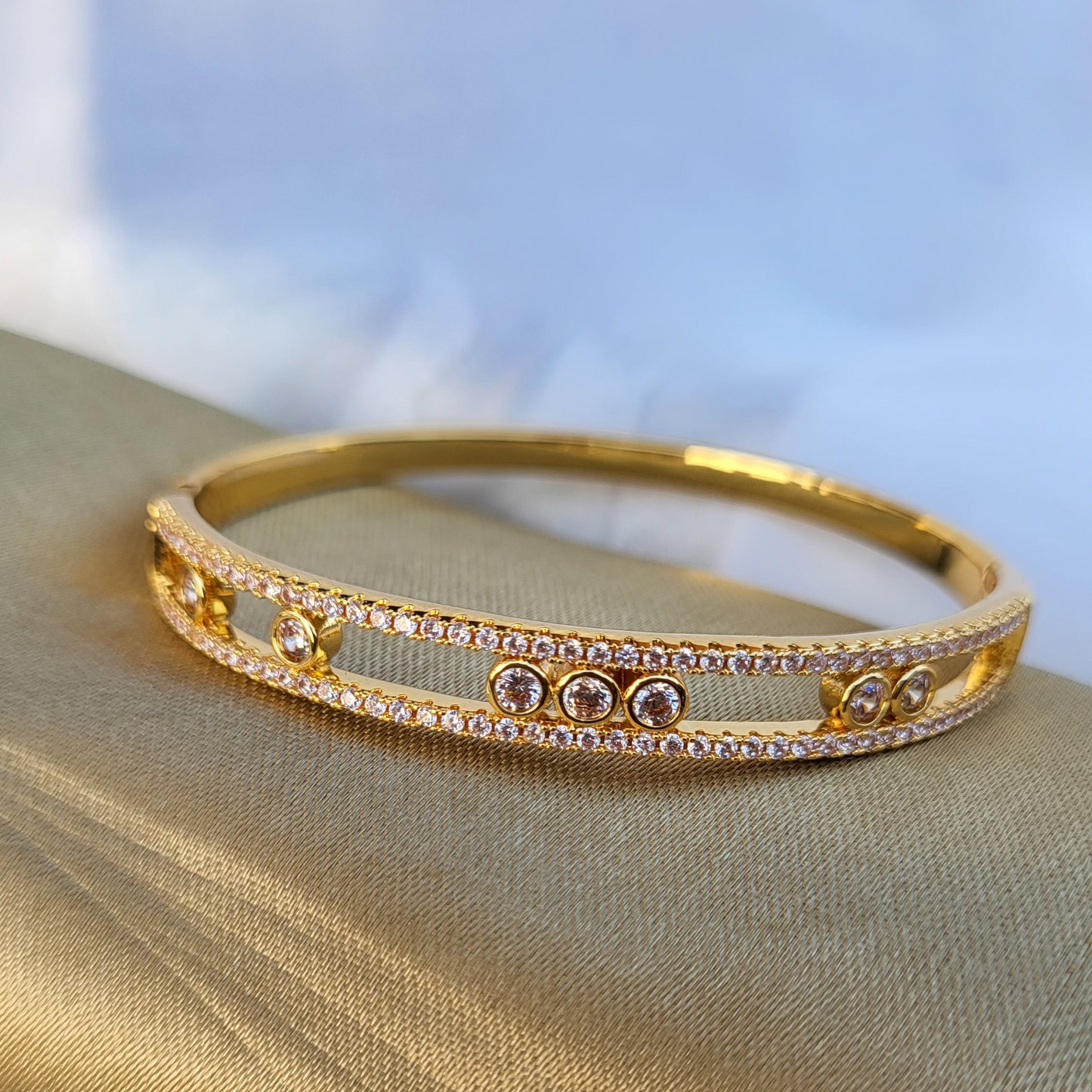 Band Design Bracelet
