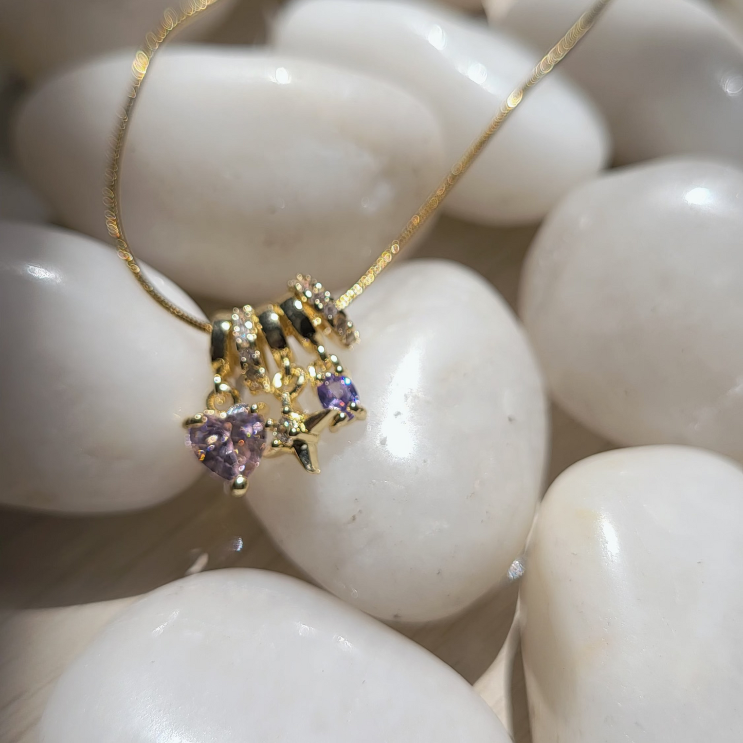 Clustered Charm Pendent