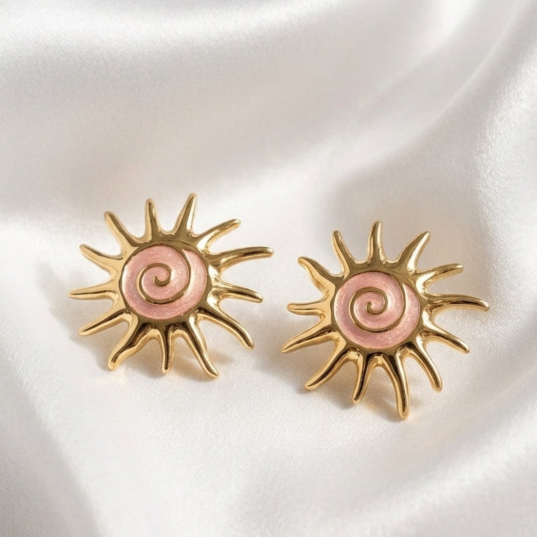 Sun Pattern stud