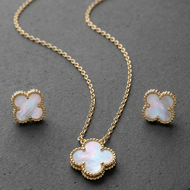 Clover Pendent Set White