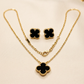 Clover Pendent Set Black
