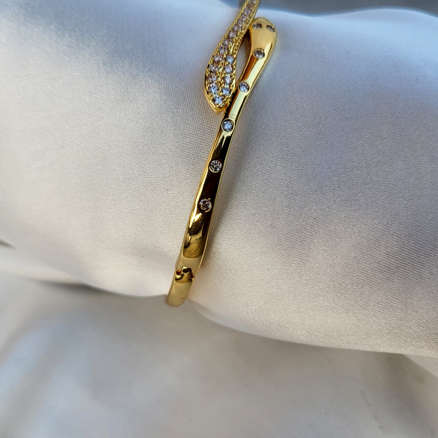 Snake Pattern Bracelet