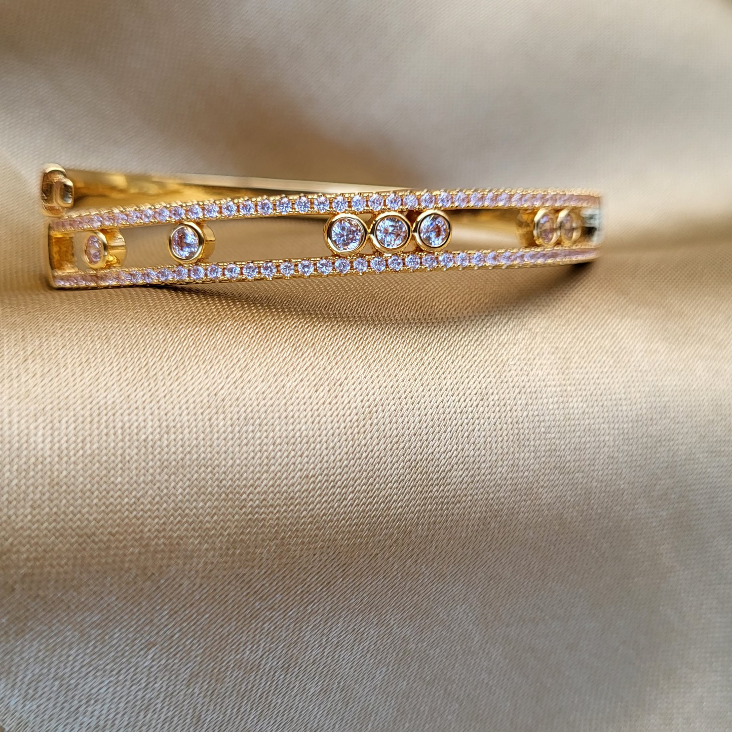 Band Design Bracelet