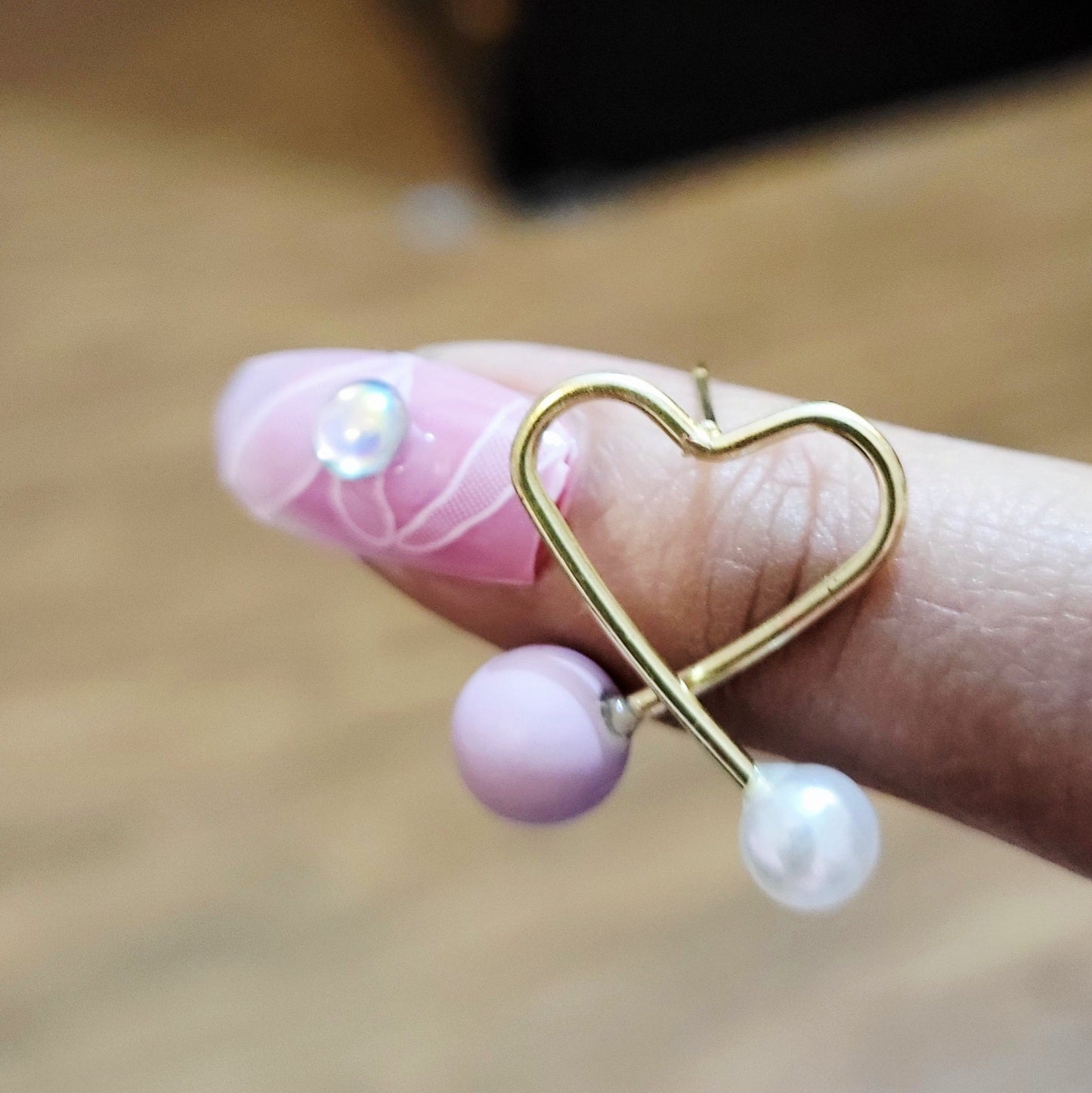 Korean Finger Heart