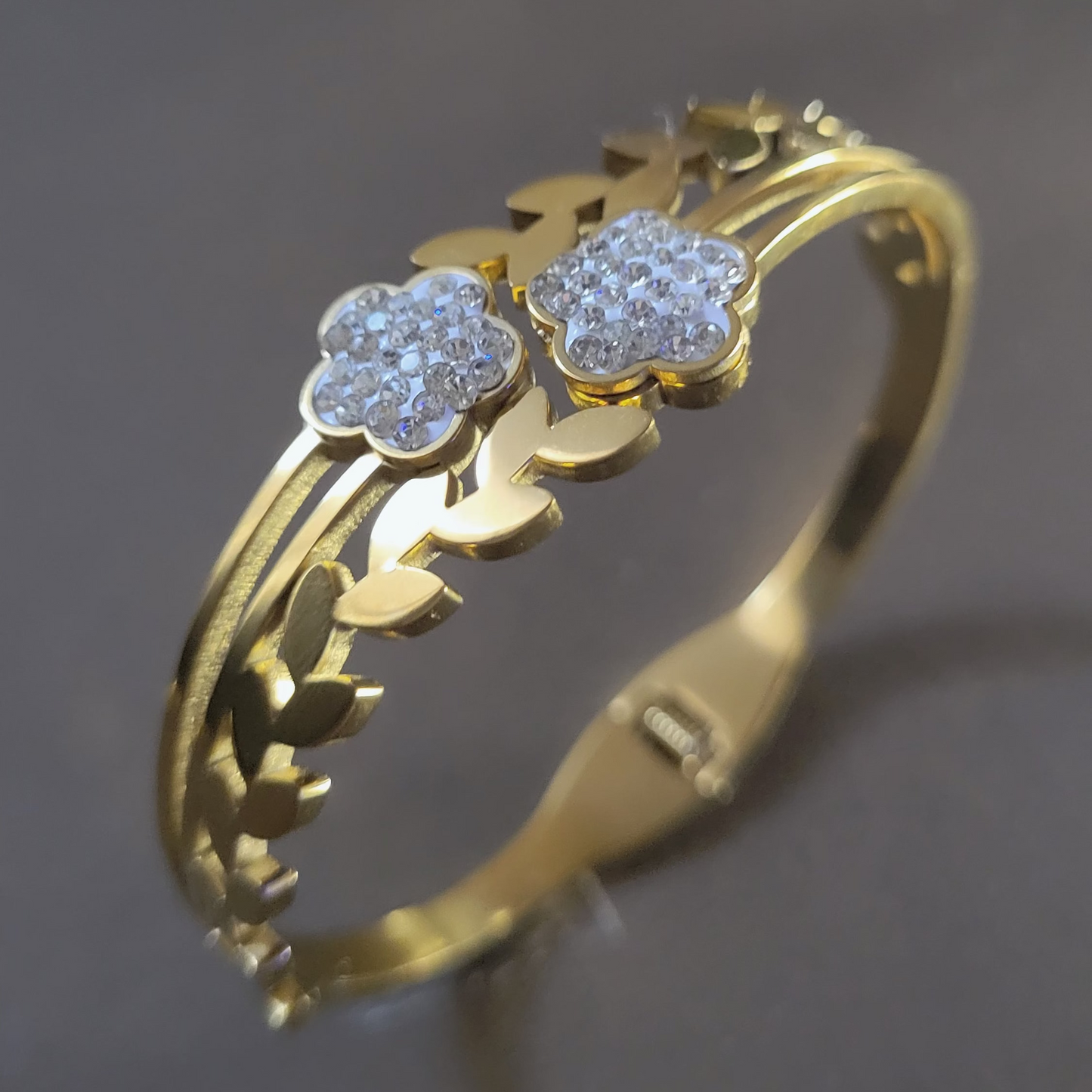 Floral & Leaf Pattern Bracelet
