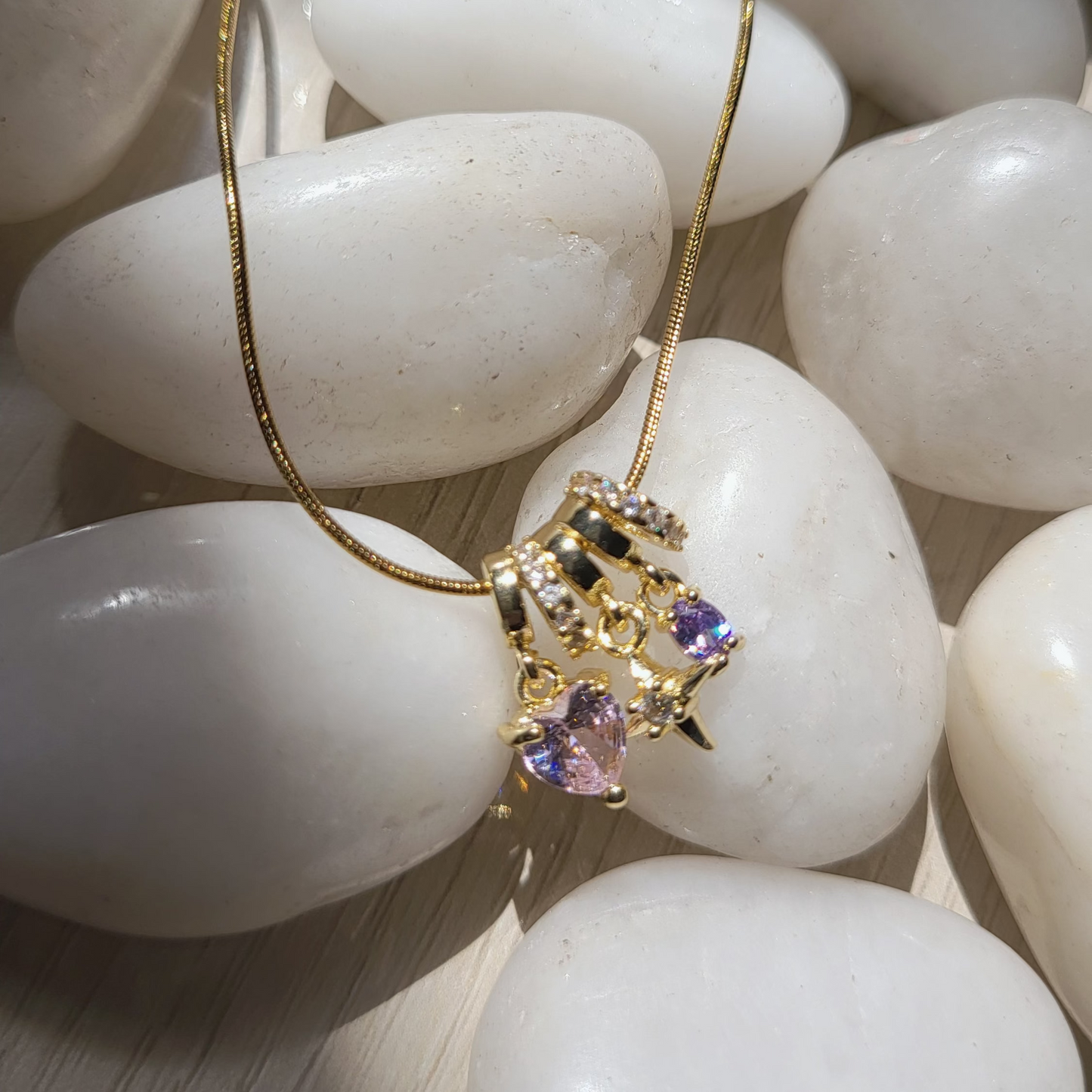 Clustered Charm Pendent