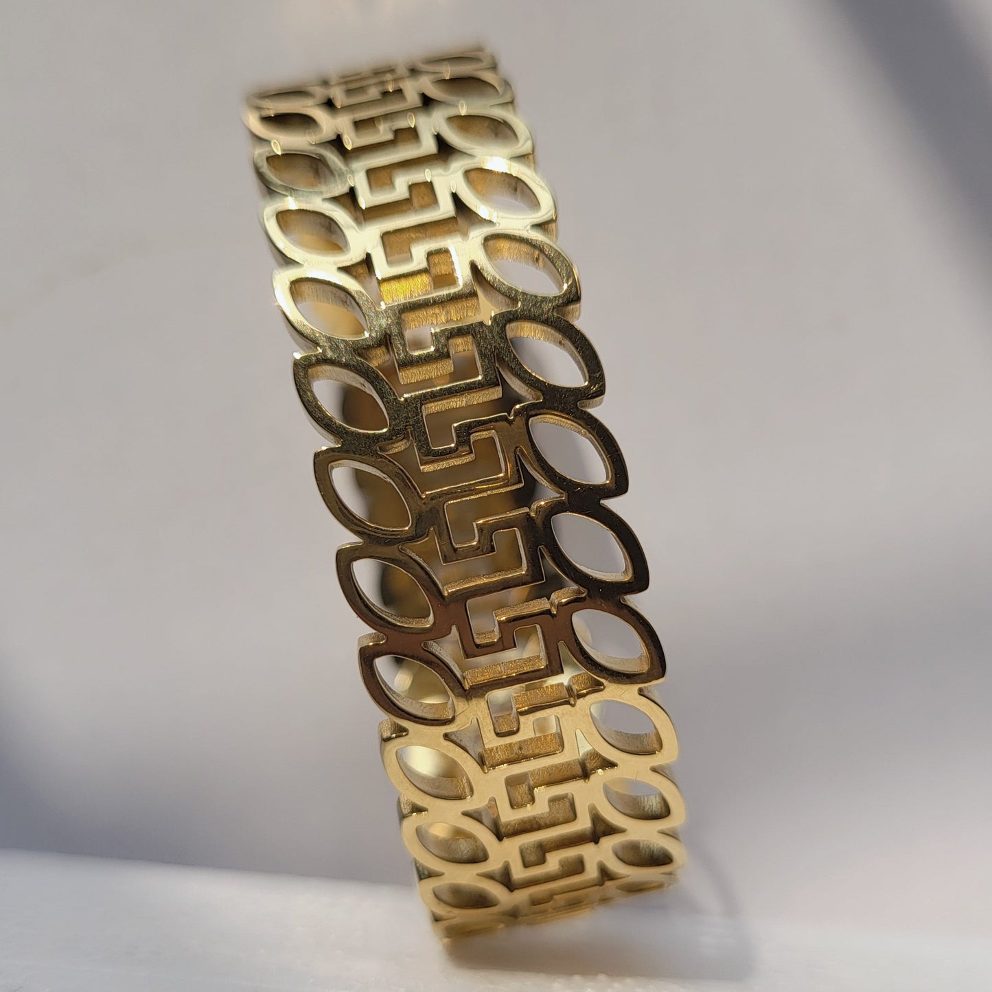 Broad Bracelet03