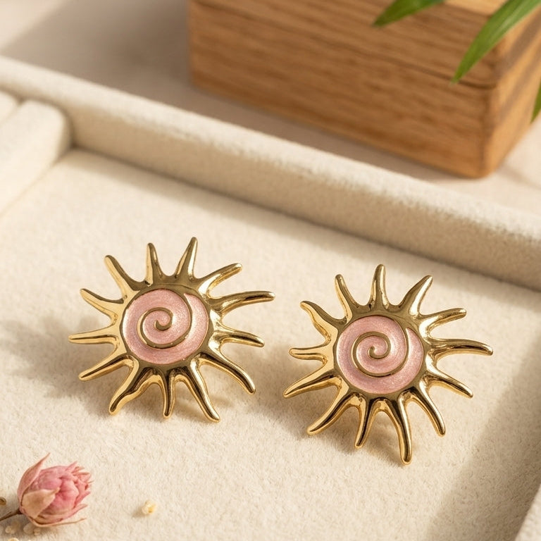 Sun Pattern stud