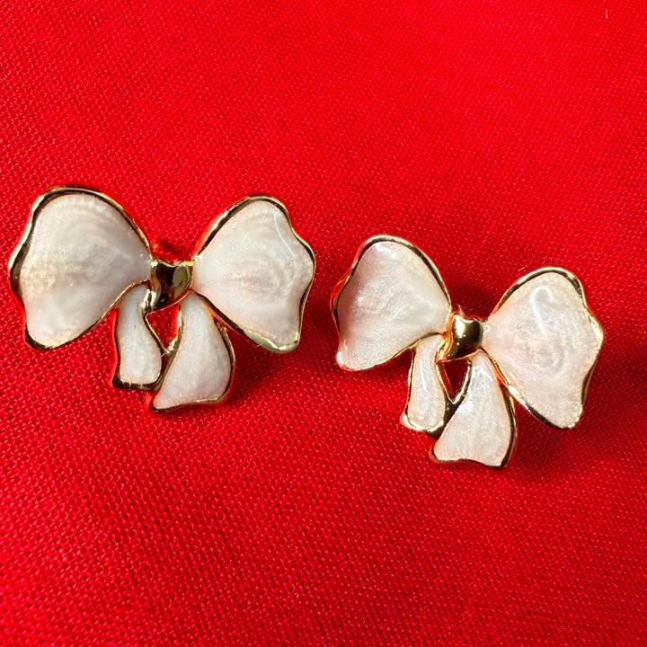Enamel Bow